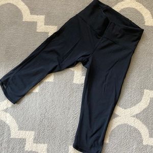 L U L U L E M O N • Crops